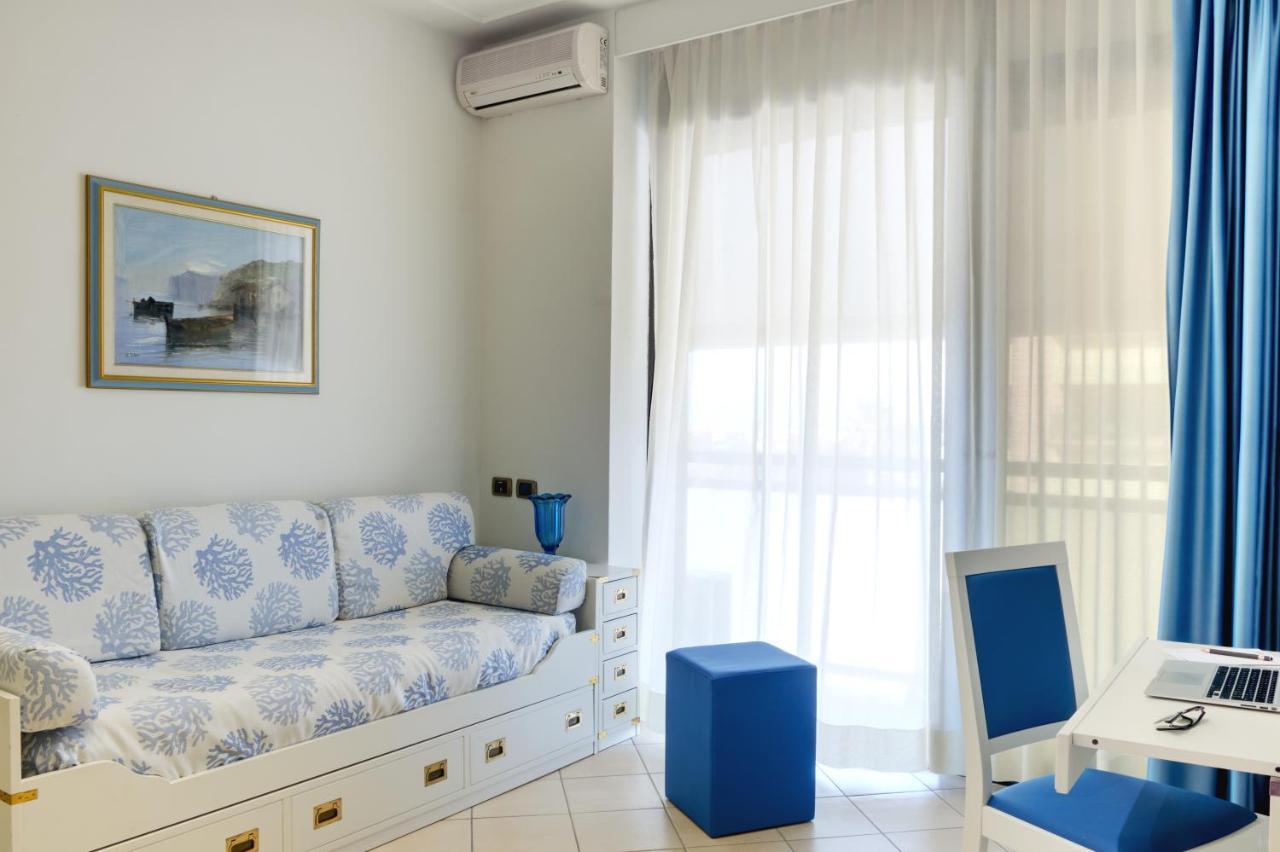 Hotel Caesar Residence & Spa Lido di Camaiore Eksteriør bilde