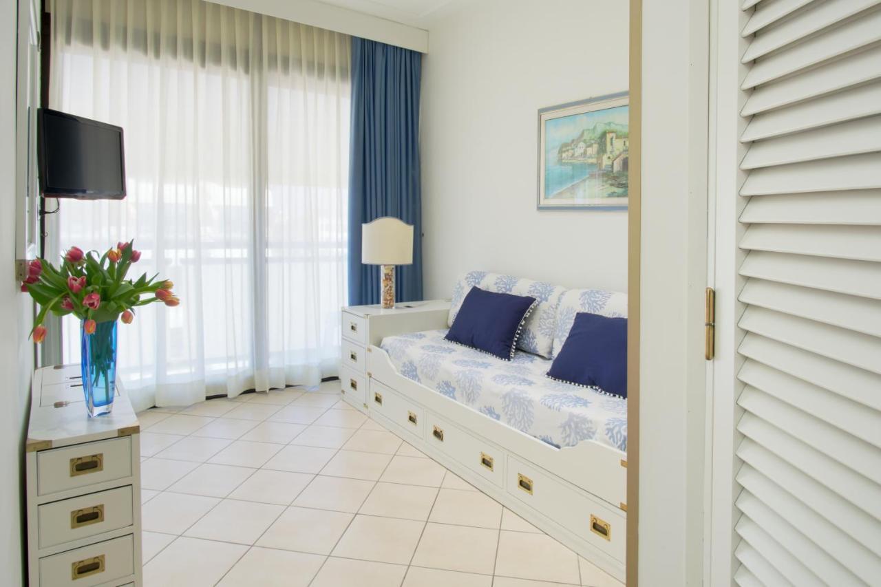 Hotel Caesar Residence & Spa Lido di Camaiore Eksteriør bilde