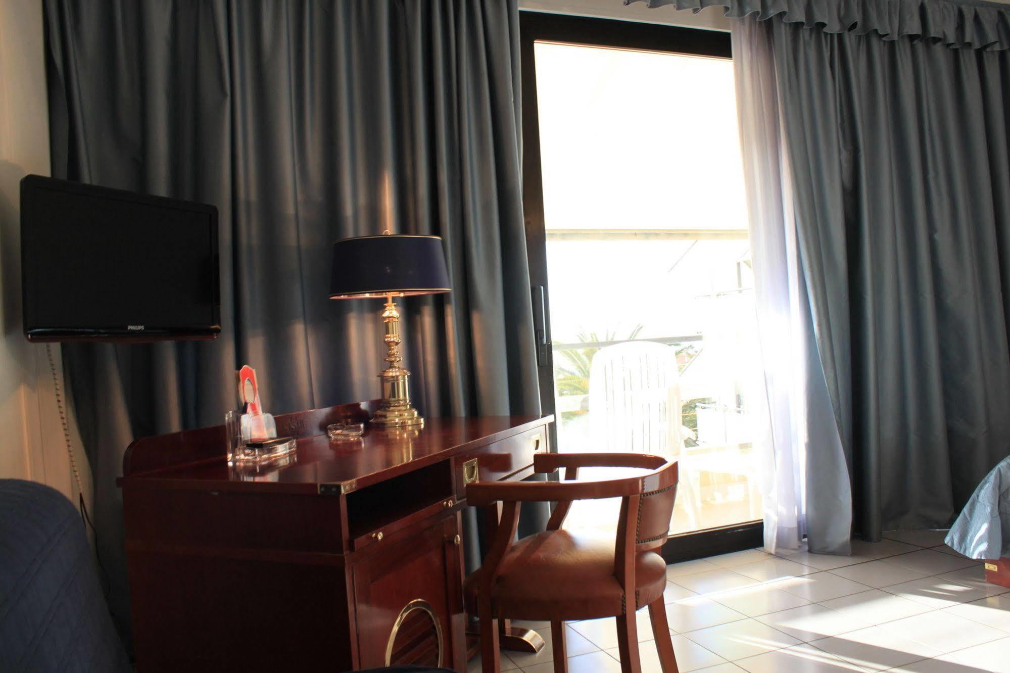 Hotel Caesar Residence & Spa Lido di Camaiore Eksteriør bilde