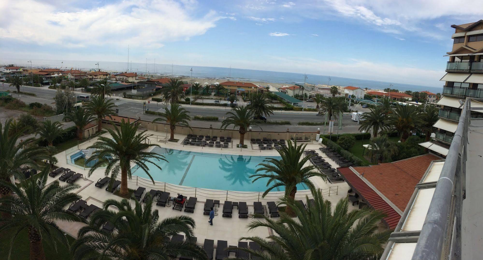 Hotel Caesar Residence & Spa Lido di Camaiore Eksteriør bilde