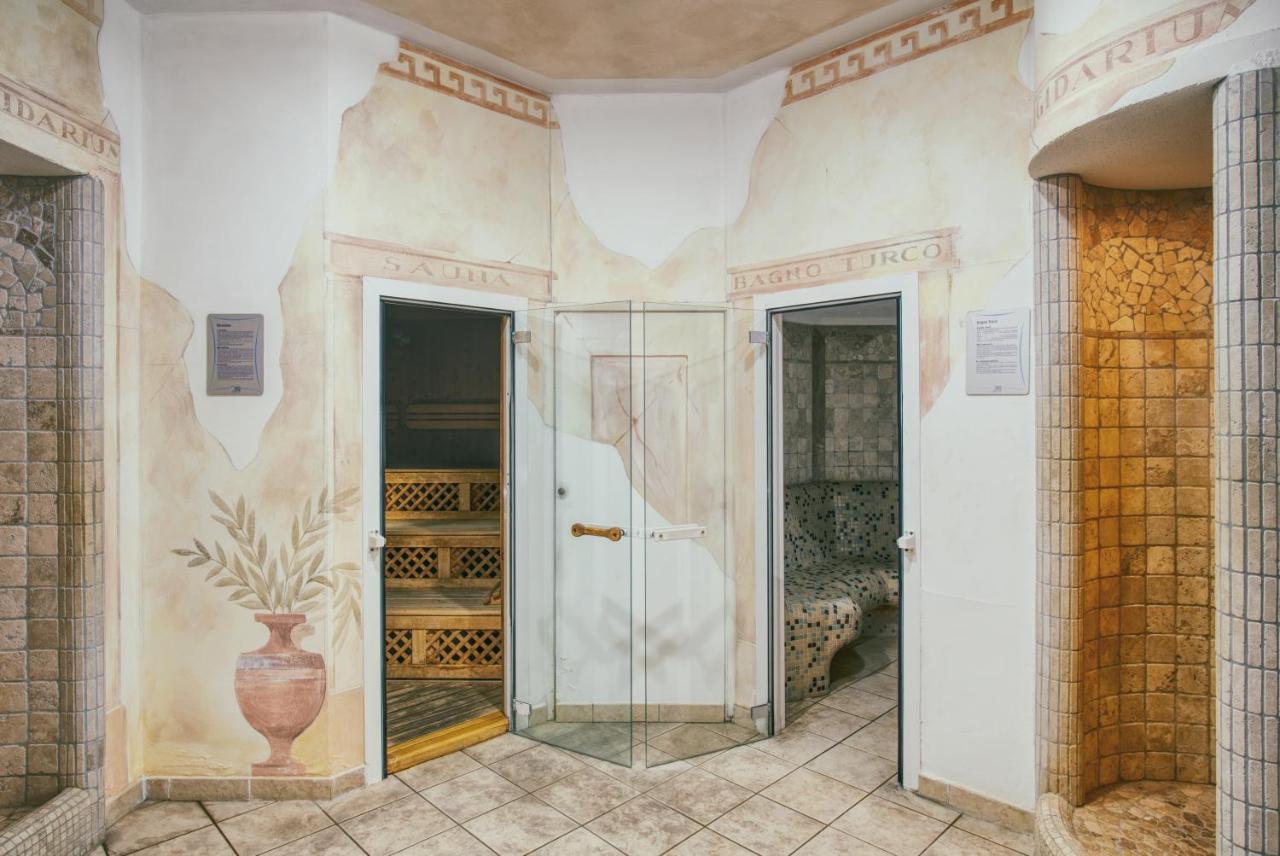 Hotel Caesar Residence & Spa Lido di Camaiore Eksteriør bilde