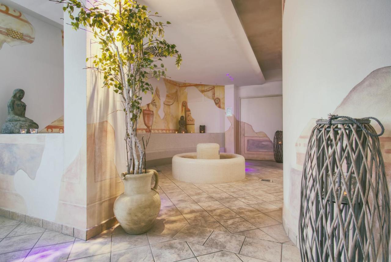 Hotel Caesar Residence & Spa Lido di Camaiore Eksteriør bilde